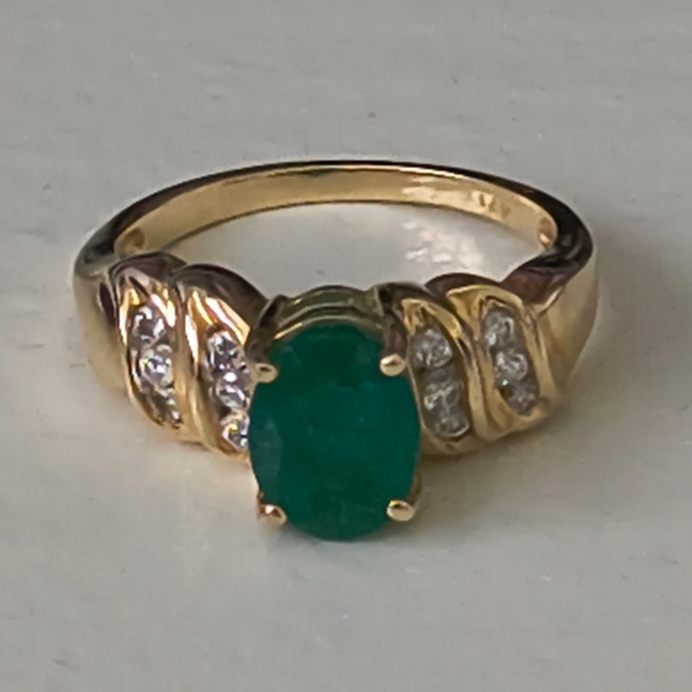 Genuine Emerald Oval Cut With Natural Diamonds In 14K Stamped Solid Yellow Gold.